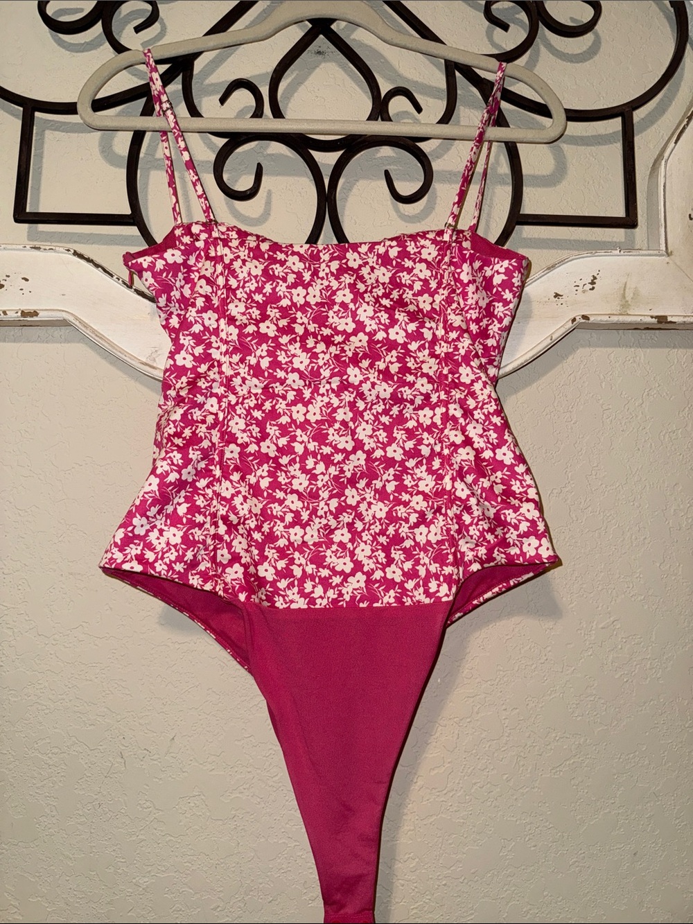 Zara Pink and White Floral Bodysuit - Picture 5 of 6